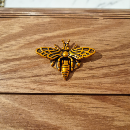 Wooden Handbag Bee
