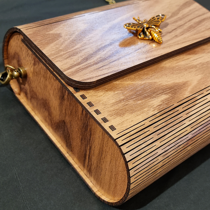 Wooden Handbag Bee