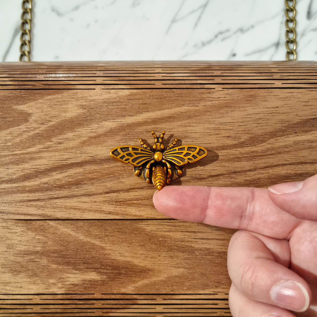 Wooden Handbag Bee