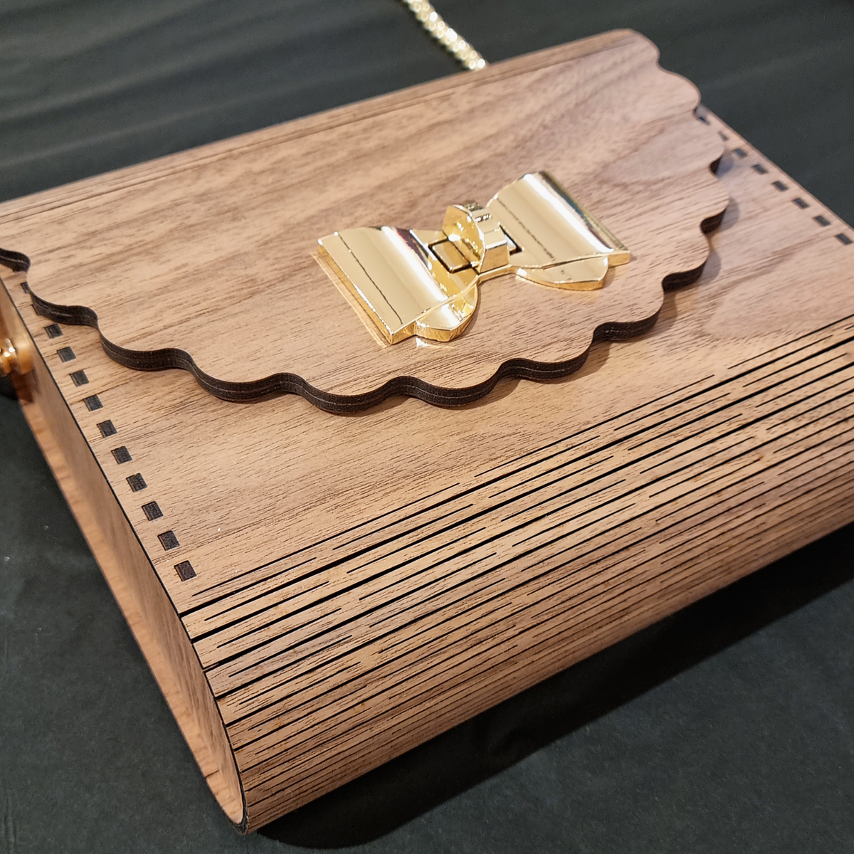 Wooden Handbag Bow